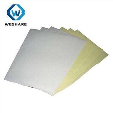 Жълта хартиена хартиена ролка